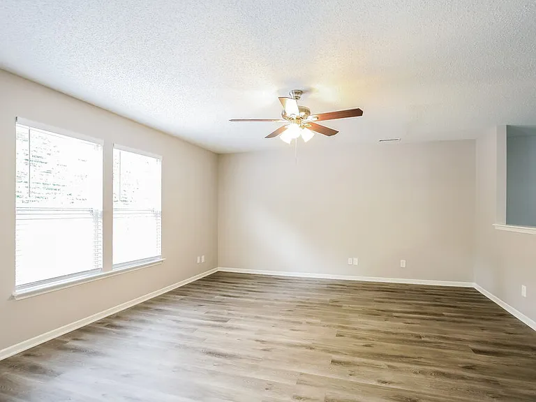 9102 Cardinal Flower Ct — Photo 5