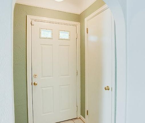 3rd image of 1760 Sherwood Ave