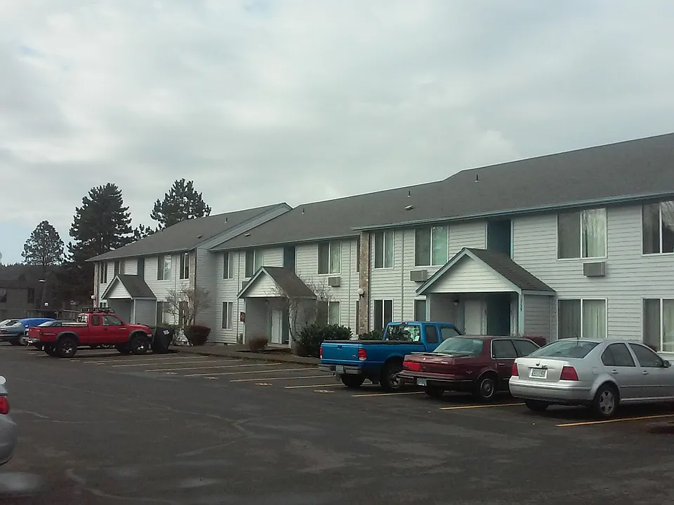 Silverpark Apartments