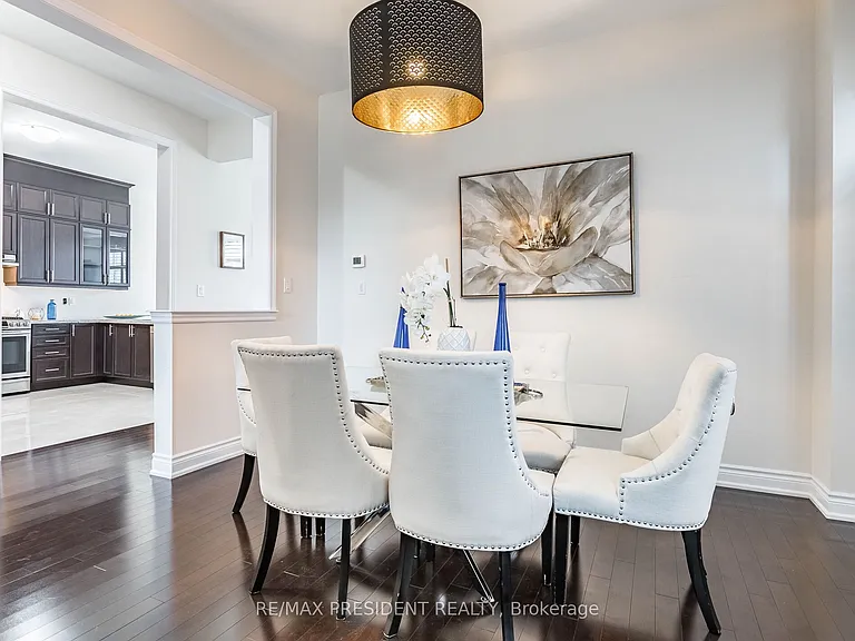 16 Monarch Dr — Photo 8