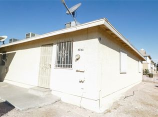 3894 Soda Springs Dr, Las Vegas, NV 89115