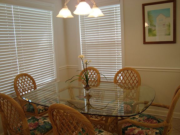 Inviting Dining Area