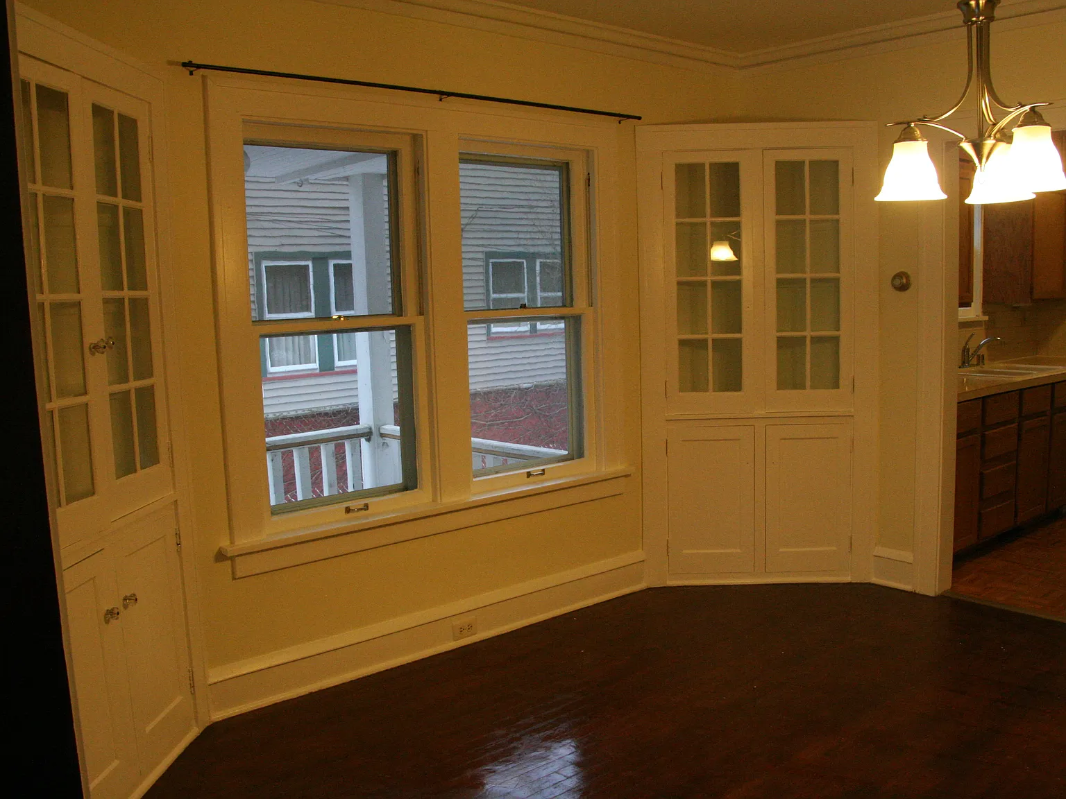 2 bed, 1230 sqft, $1,300 — Photo 2