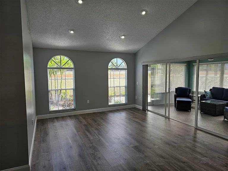 3625 57th Avenue Dr W — Photo 3