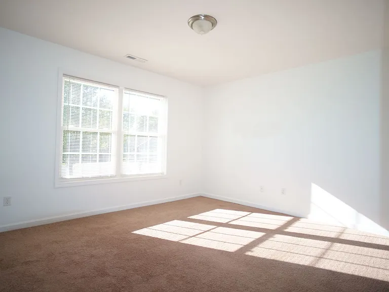 175 Kays Dr — Photo 16