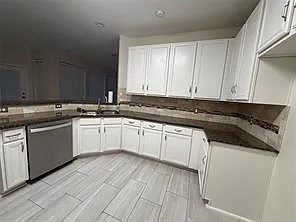 12919 Deer Cove Ln — Photo 28