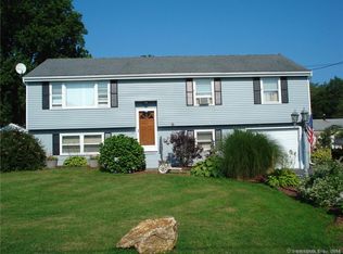 42 Biscayne Blvd, Old Lyme, CT 06371