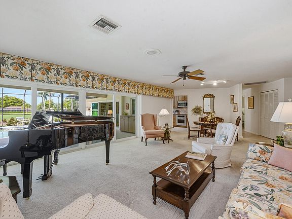 2nd image of 314 Torrey Pines Point