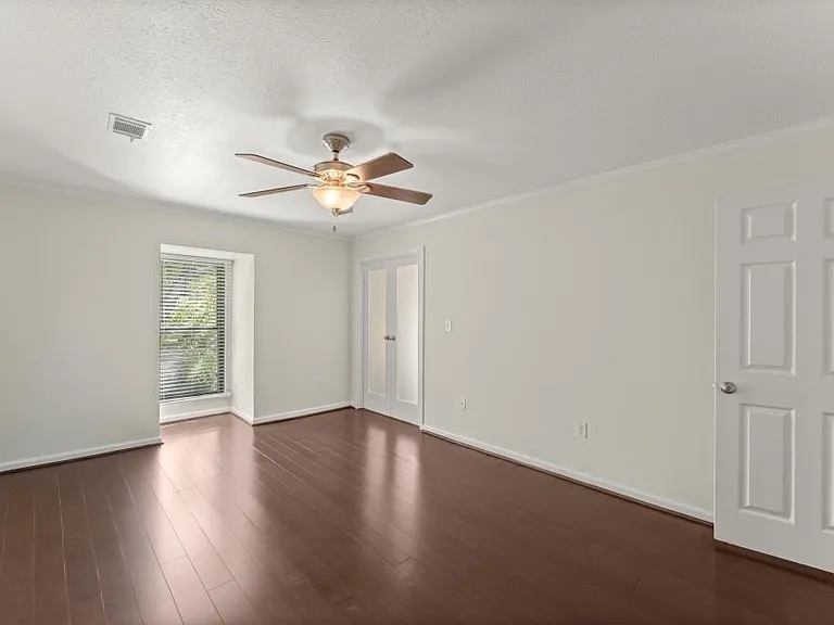 25312 Plantation Dr NE — Photo 21