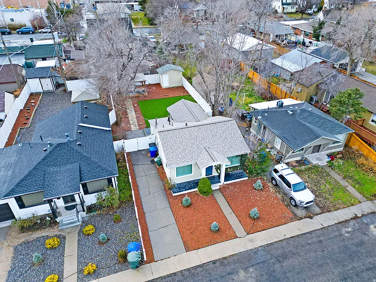 1066 E Wood Ave — Photo 8