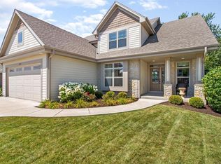 6808 Magnolia Ct, Greendale, WI 53129