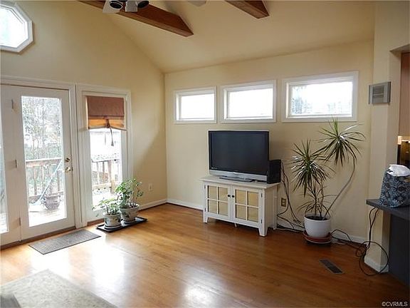 Family Room Addition- Opens to Kitchen-Fabulous!