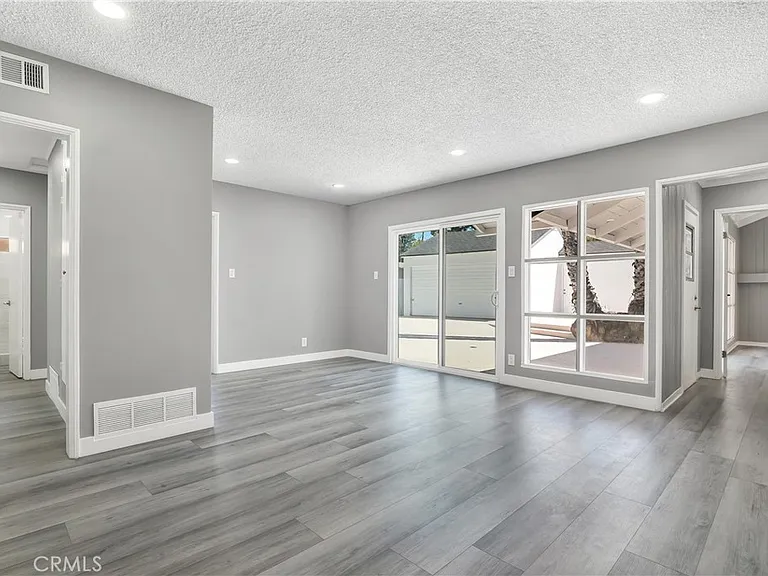 18234 Sugarman St — Photo 4
