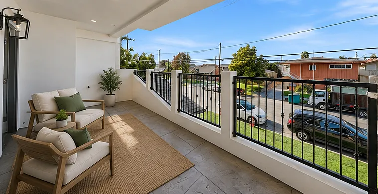 10538 La Reina Ave #2 — Photo 13