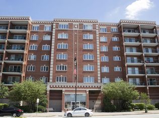675 Pearson St APT 801, Des Plaines, IL 60016