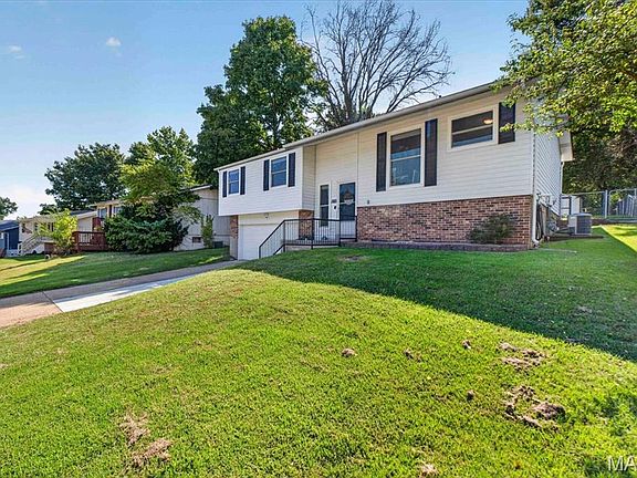 4th image of 1922 Catlin Dr