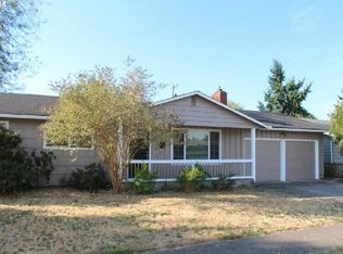 1153 Pleasant St, Springfield, OR 97477