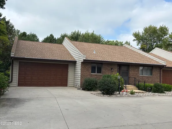 1 Lantern Townhouse Ln #Townhouse, Milbank, SD 57252
