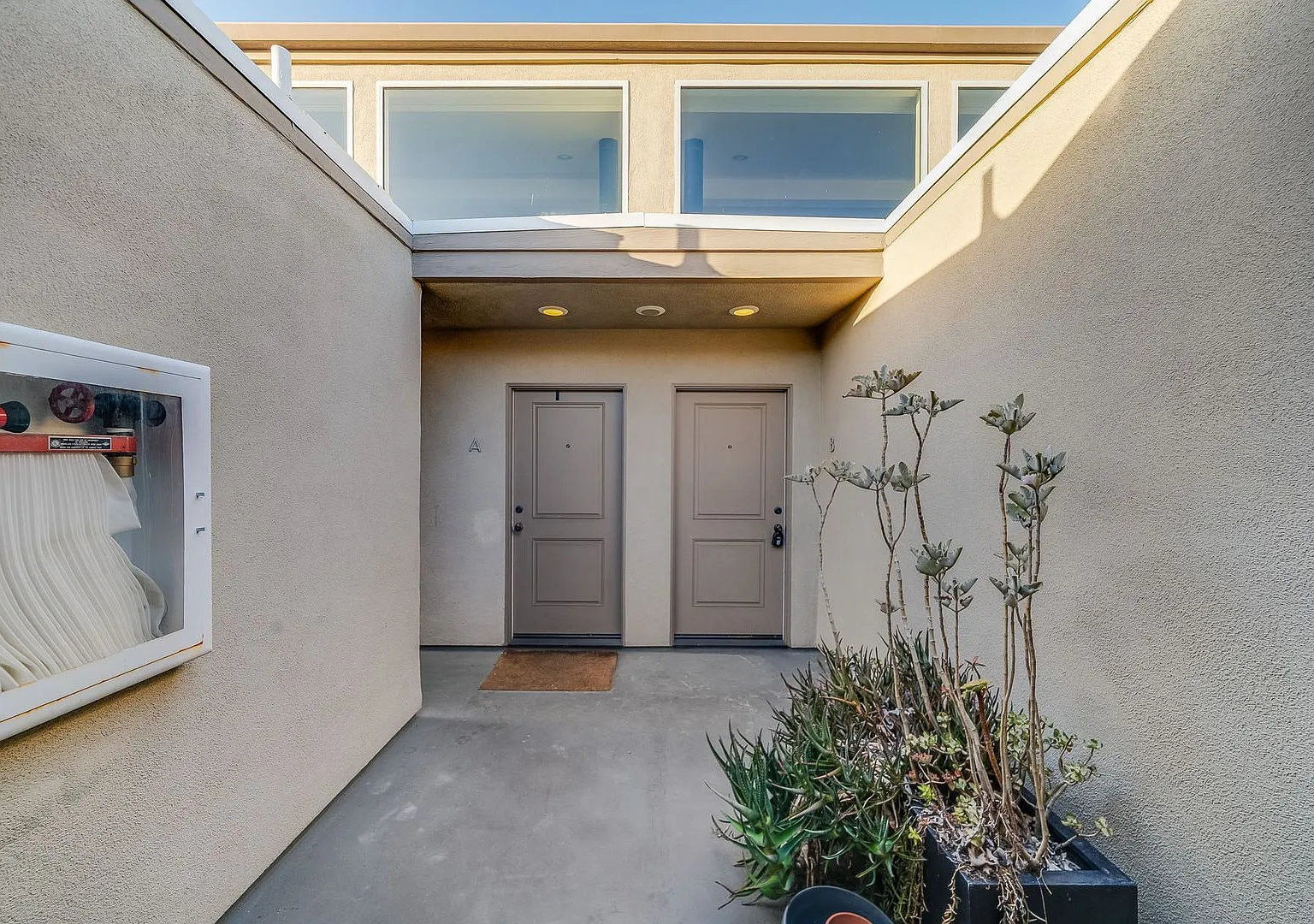 1 bed, 1.0 bath, 754 sqft, $4,800 — Photo 2