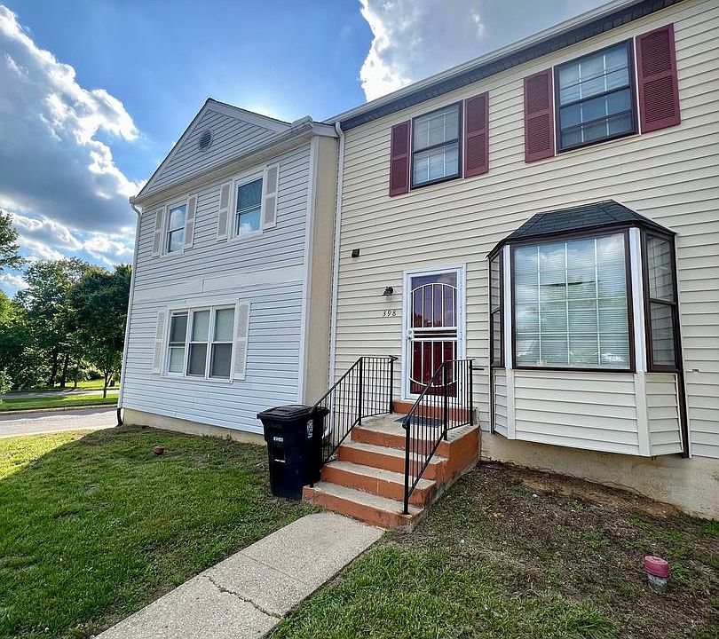 1st image of 398 Harry S Truman Dr