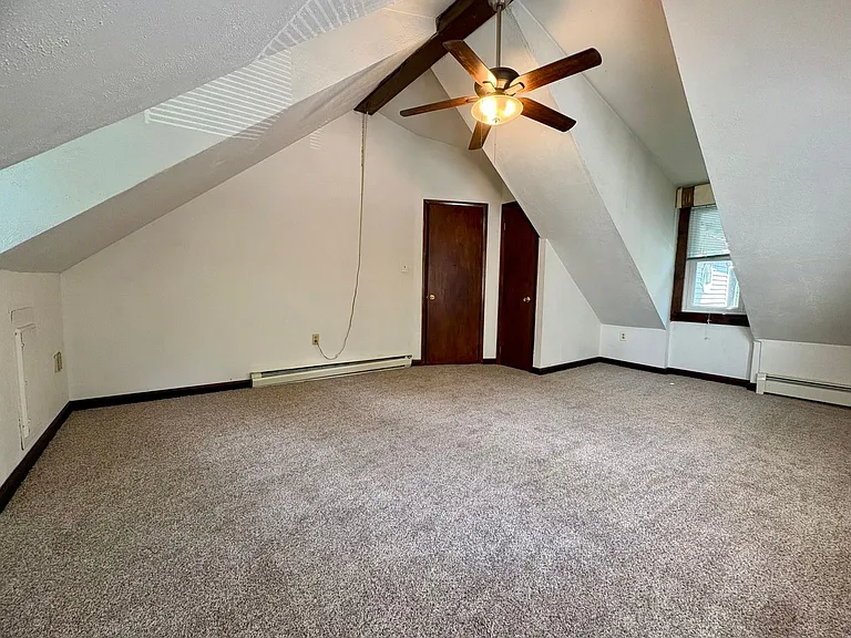 3630 Colebrook Rd — Photo 32