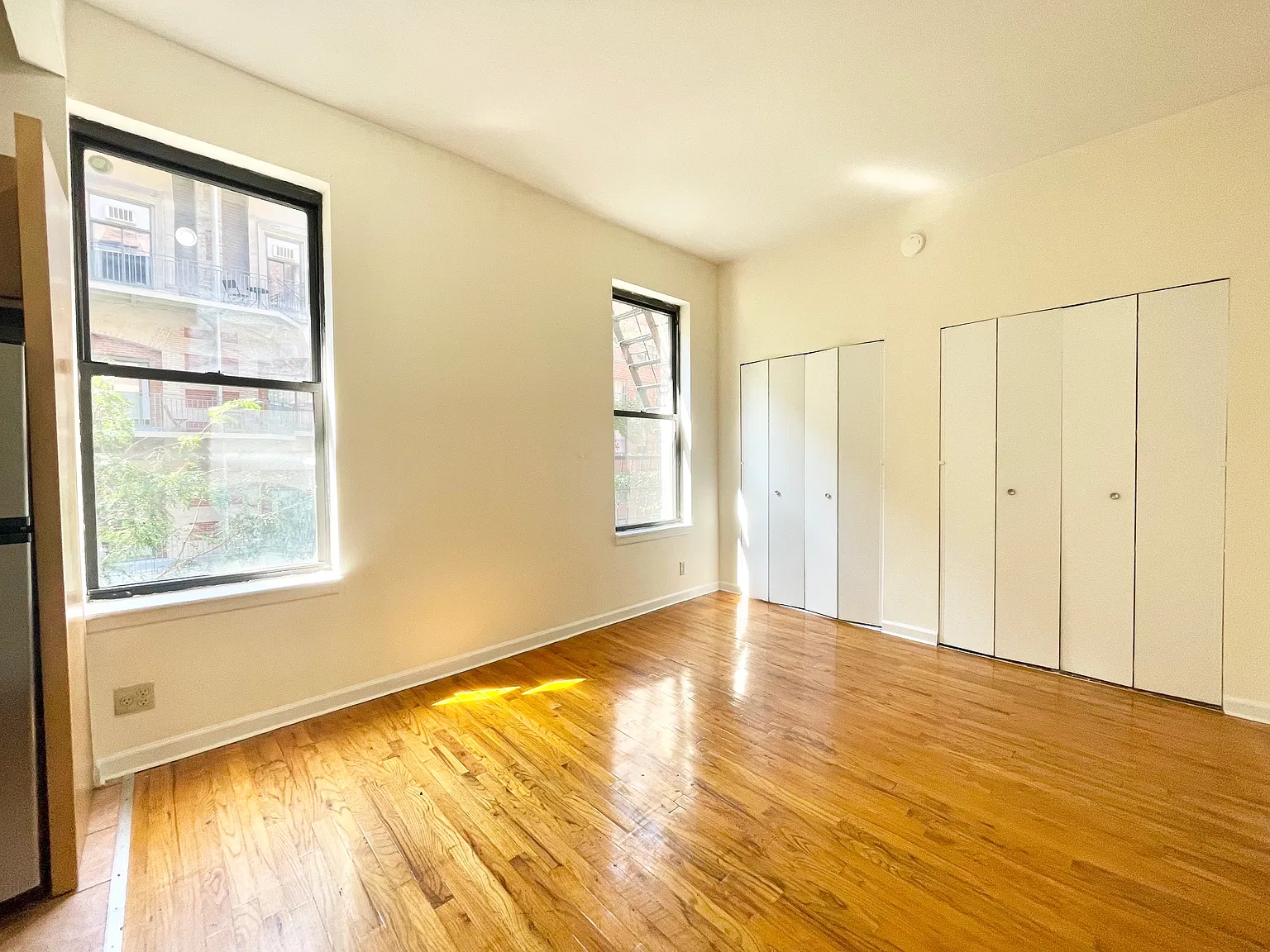 217 East 22nd Street — Photo 4