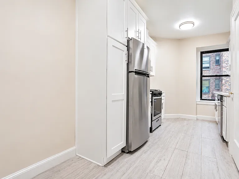 73-20 Austin St #3G — Photo 1