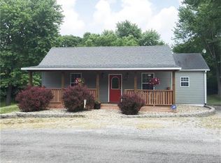 8344 Kuhn Station Rd, Edwardsville, IL 62025