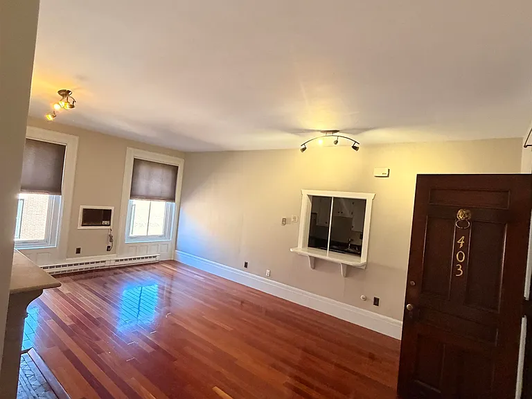 401 State St #M403 — Photo 11