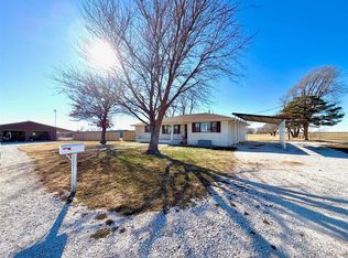 615 W County Line Rd, Seiling, OK 73663