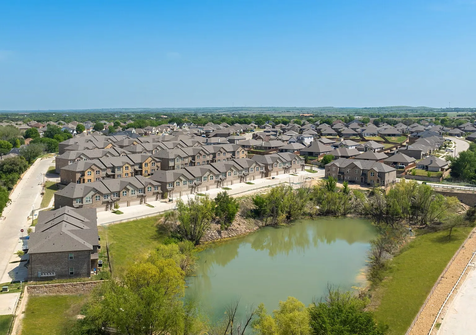 Stone Lake Townhomes — Photo 2