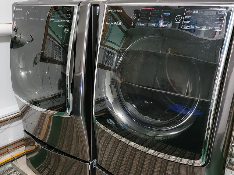XL LG washer and dryer
