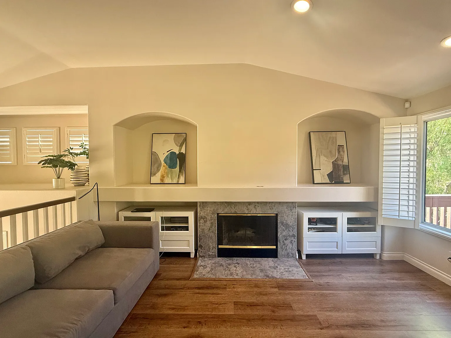 3 bed, 2167 sqft, $4,200 — Photo 3