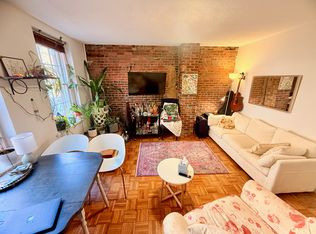 14 Grove St APT 2, Boston, MA 02114