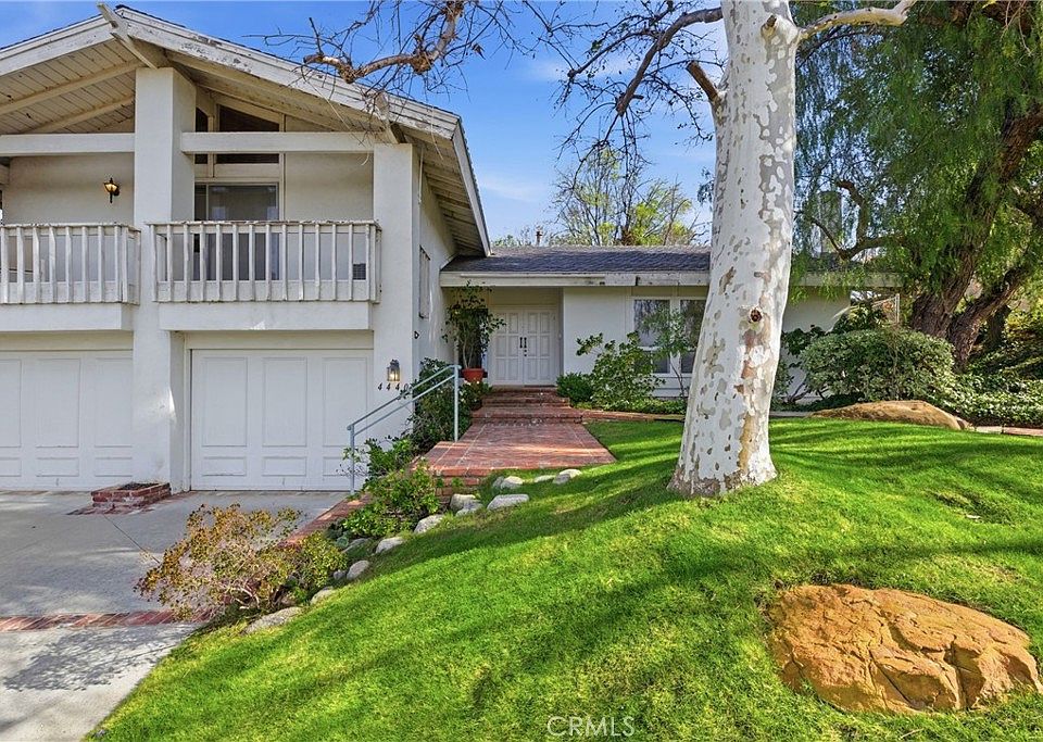 1st image of 4440 Ellenita Ave