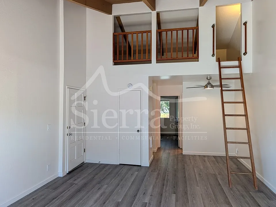 968 Miramonte Dr #3