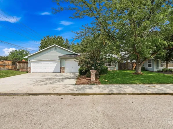 1620 E Summerheights Dr, Meridian, ID 83646