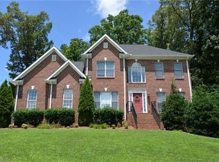 185 Gleneagle Dr, Eden, NC 27288