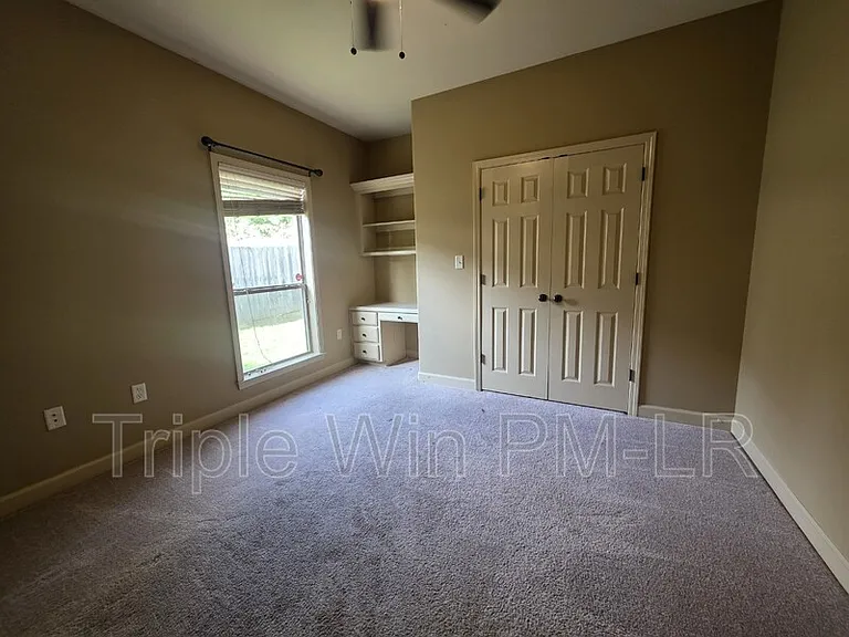 1901 Hidden Creek Dr — Photo 33
