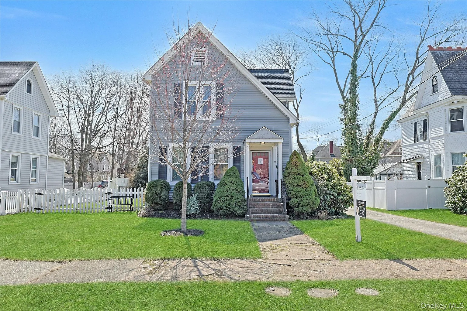 9 Clinton Place photo 1