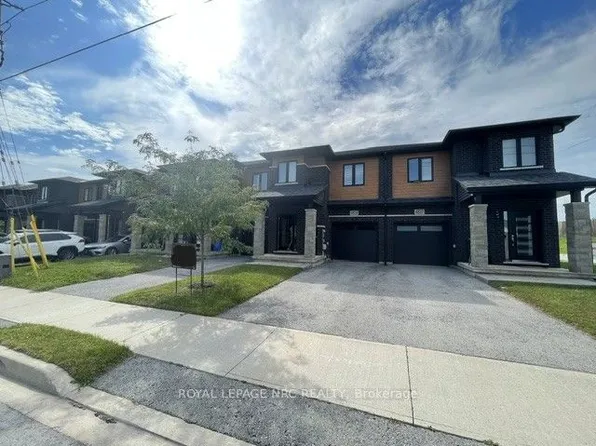 4839 Pettit Ave, Niagara Falls, ON L2E 0B7