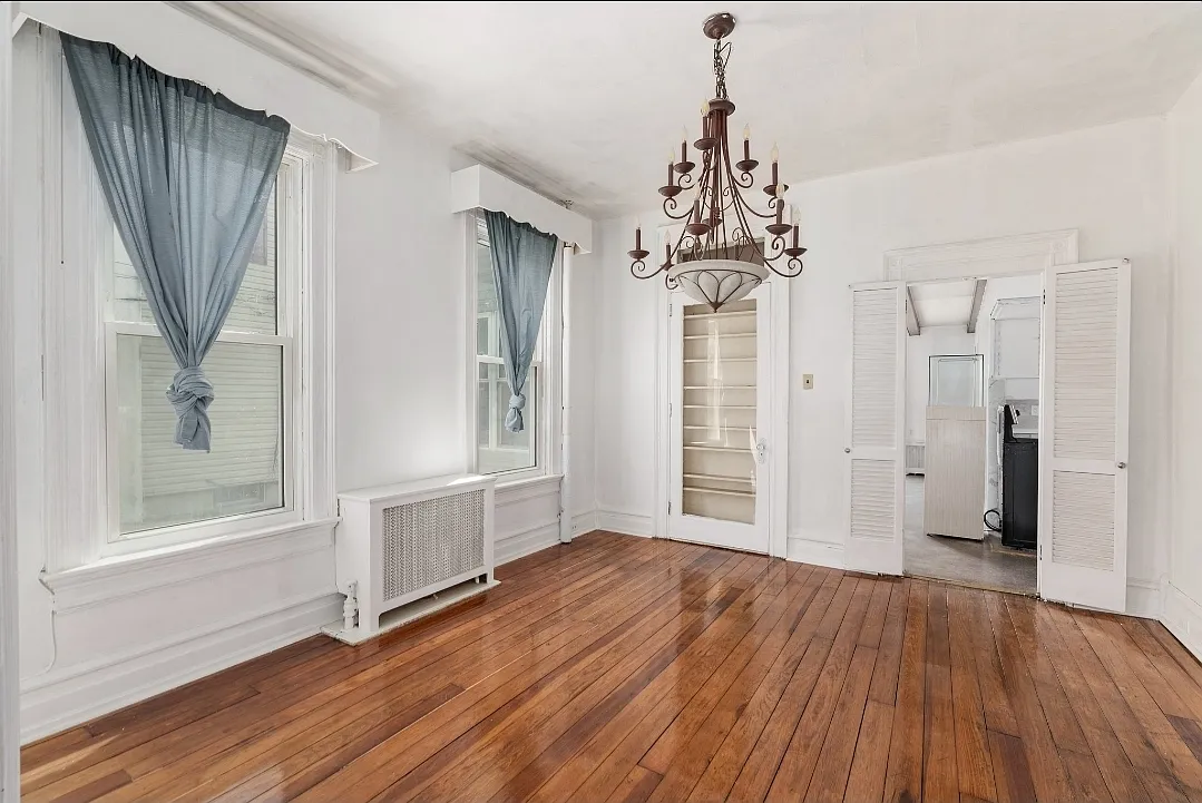 3 bed, 2648 sqft, $2,500 — Photo 3