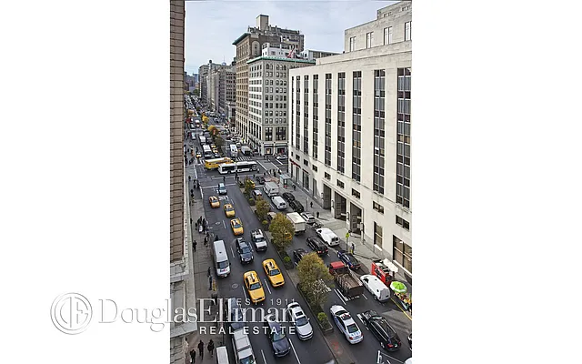 Sold by Douglas Elliman | media 15