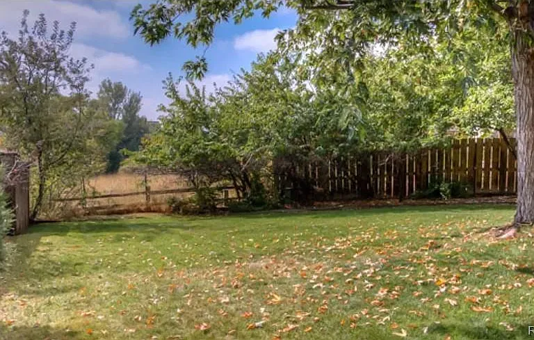 2730 Lafayette Dr — Photo 18