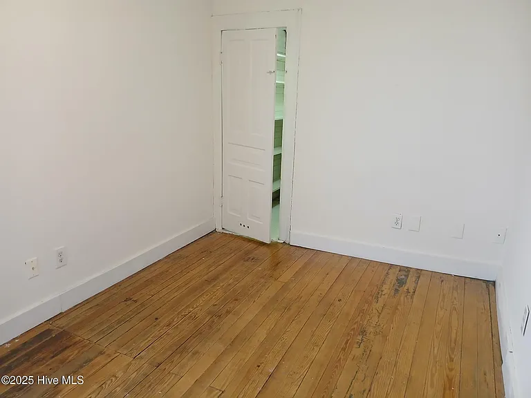 717 N 5th Ave — Photo 9