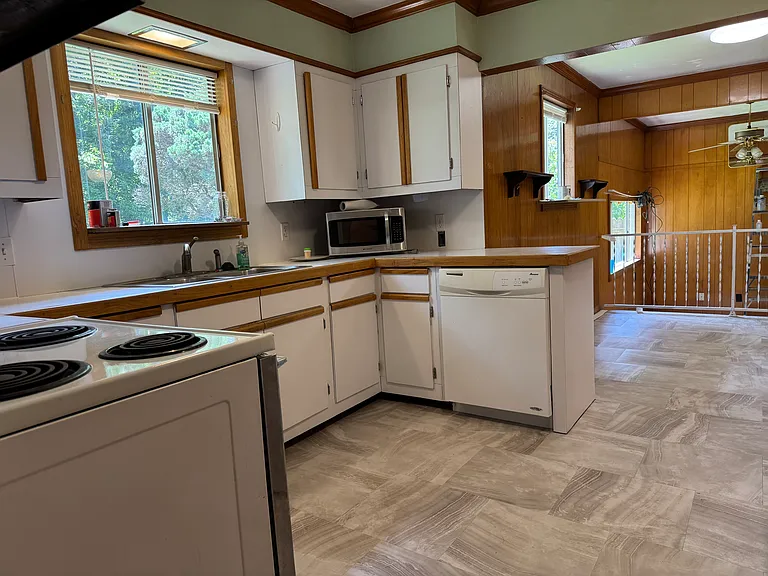 116B Churchill Dr #B — Photo 8