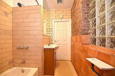 Rented by Modern Spaces