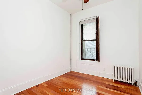 Rented by Town Residential | media 5