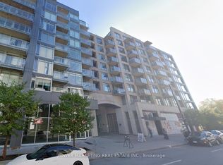 98 Richmond Rd #208, Ottawa, ON K1Z 0B2
