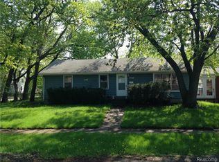 6625 Cornell St, Taylor, MI 48180